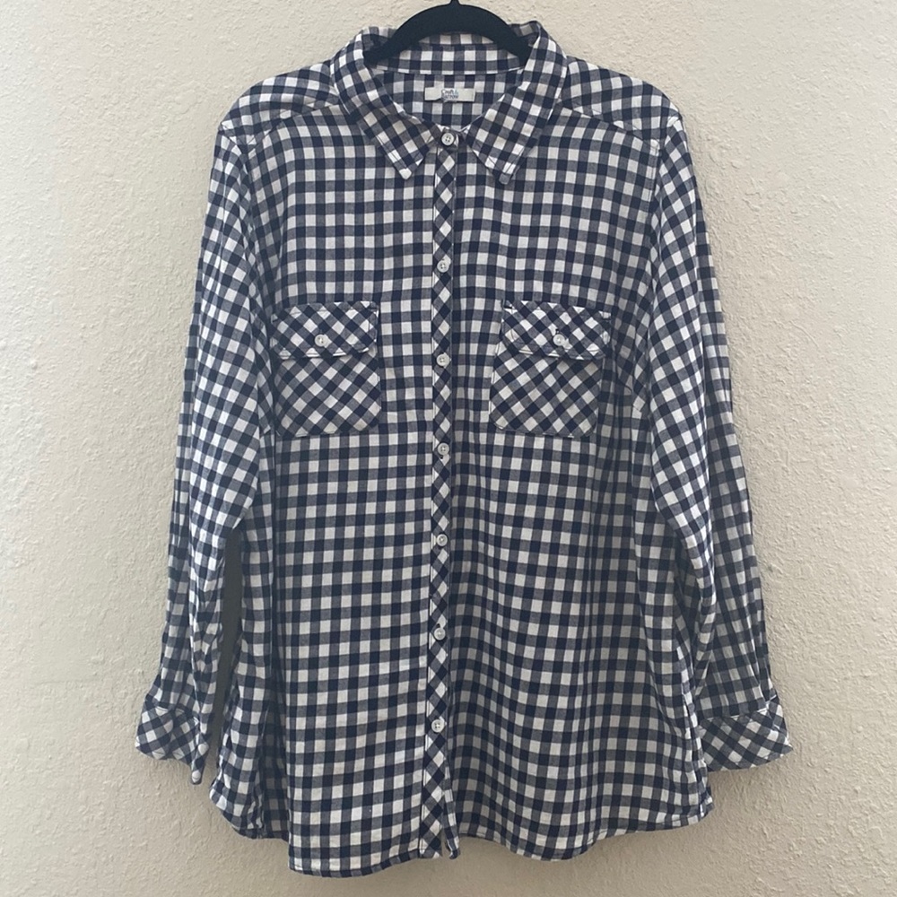 CROFT & BARROW WOMEN BLOUSE. SIZE XL. BLUE & WHITE. PRE OWNED